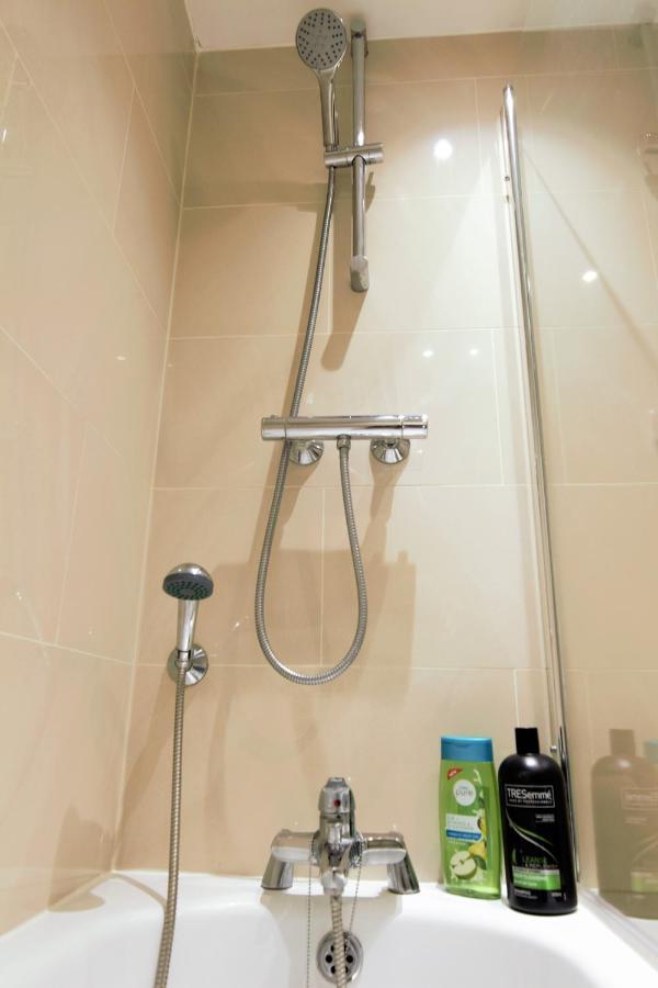 Stylish 2 Bedroom Apartment In The Heart Of Greenwich London Luaran gambar