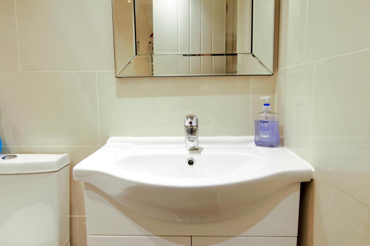 Stylish 2 Bedroom Apartment In The Heart Of Greenwich London Luaran gambar