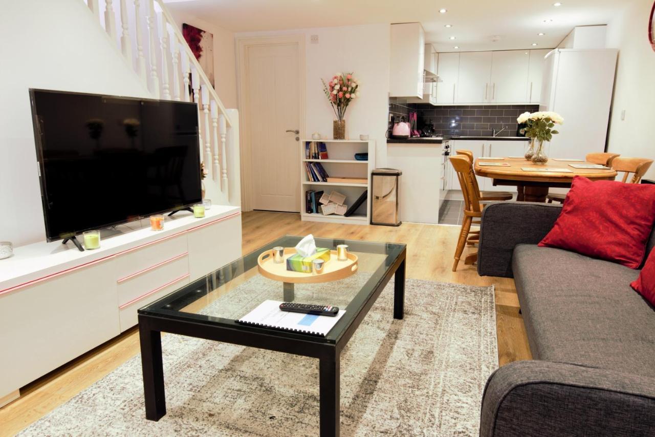Stylish 2 Bedroom Apartment In The Heart Of Greenwich London Luaran gambar